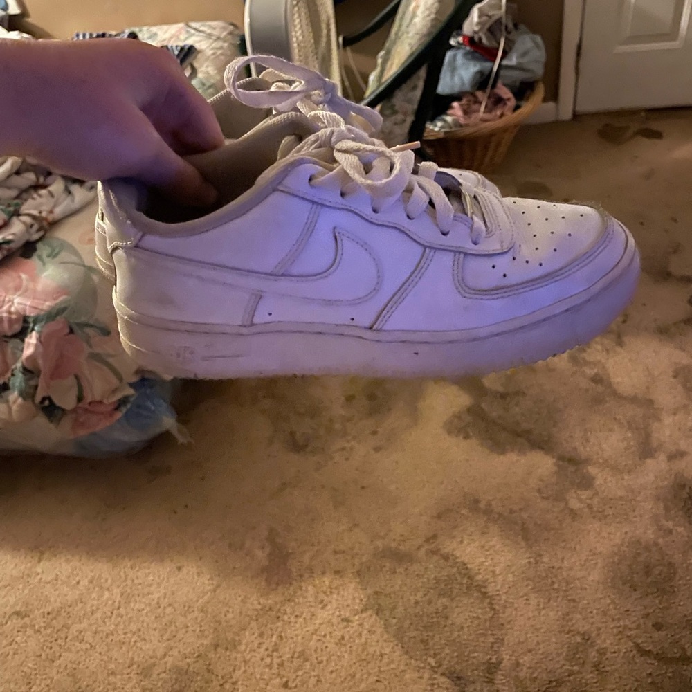 Shoes - Picture 2 of 2